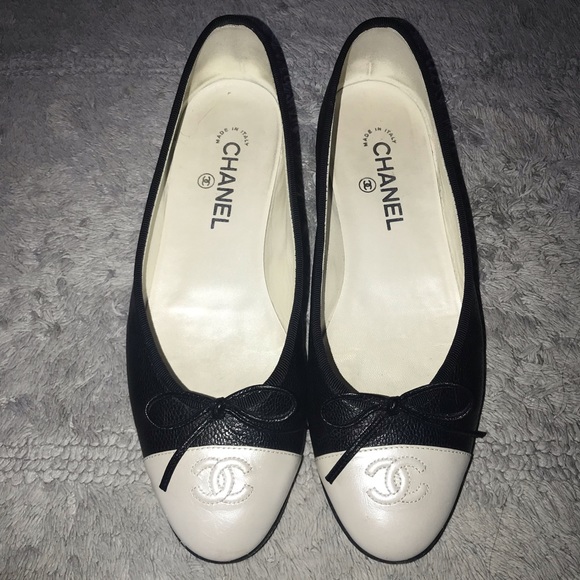 CHANEL Shoes - CHANEL ballet flats size 40